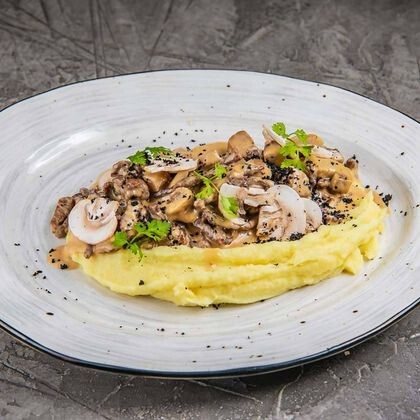 Бефстроганов